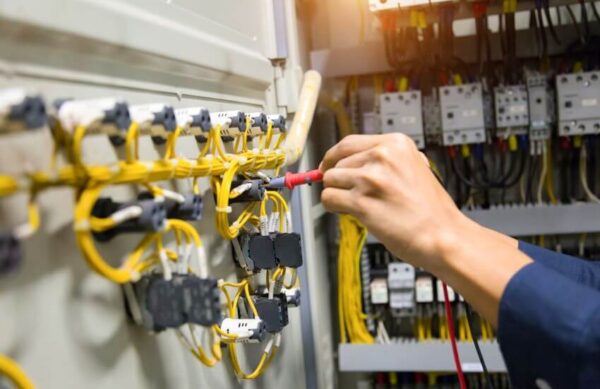 mantenimiento-electrico